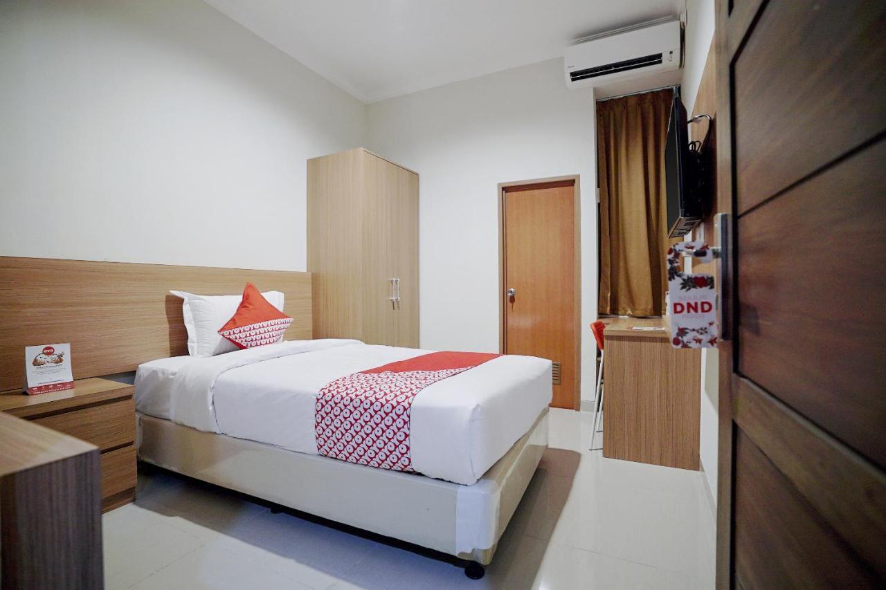 Oyo 415 The Kartini 8 Residence Jakarta Eksteriør bilde