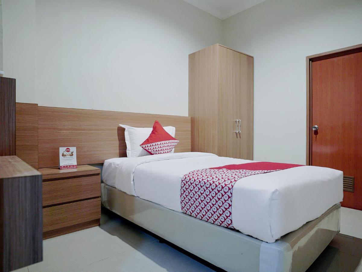 Oyo 415 The Kartini 8 Residence Jakarta Eksteriør bilde